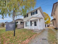 10 GIBSON PLACE St. Catharines, ON L2R 1N7