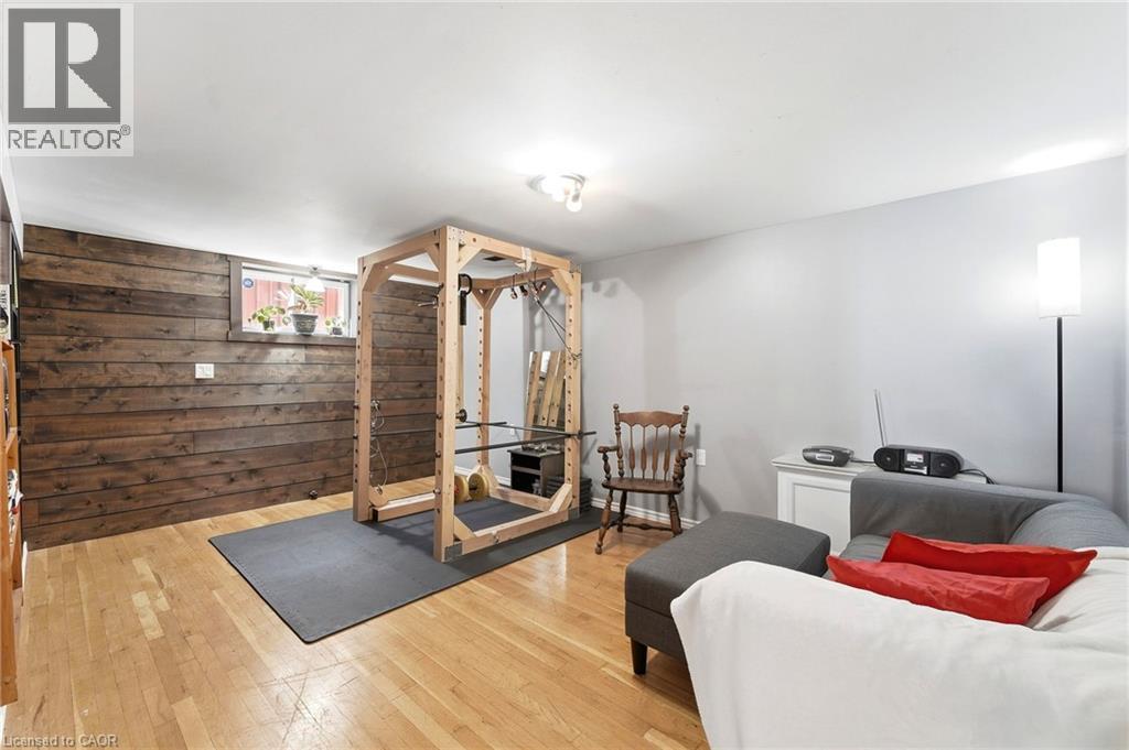 139 Glen Valley Drive, Hamilton, ON
