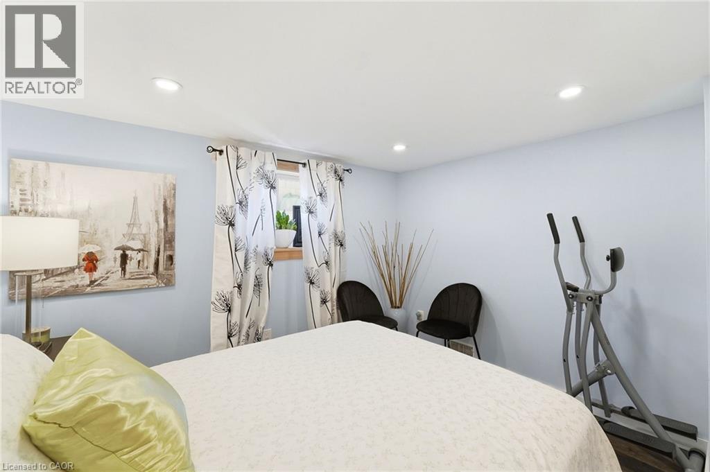 139 Glen Valley Drive, Hamilton, ON