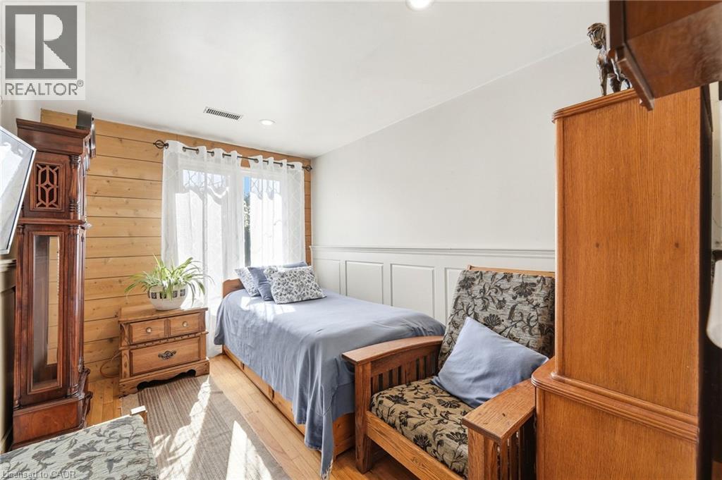 139 Glen Valley Drive, Hamilton, ON