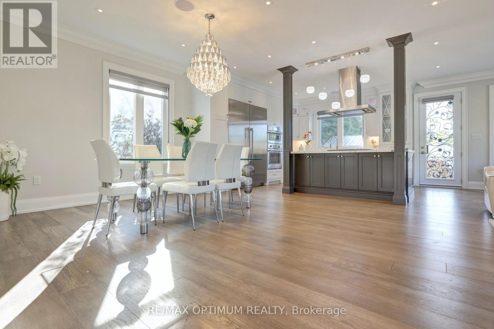 26 Pioneer Drive, Mississauga, ON