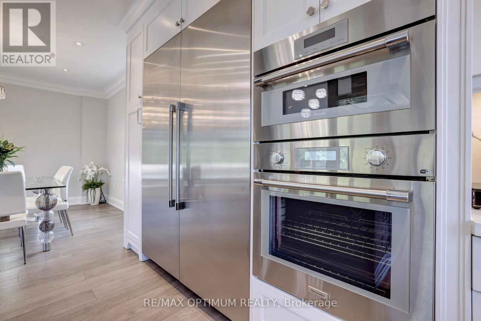 26 Pioneer Drive, Mississauga, ON