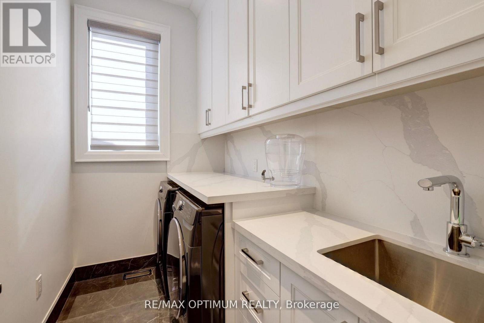 26 Pioneer Drive, Mississauga, ON