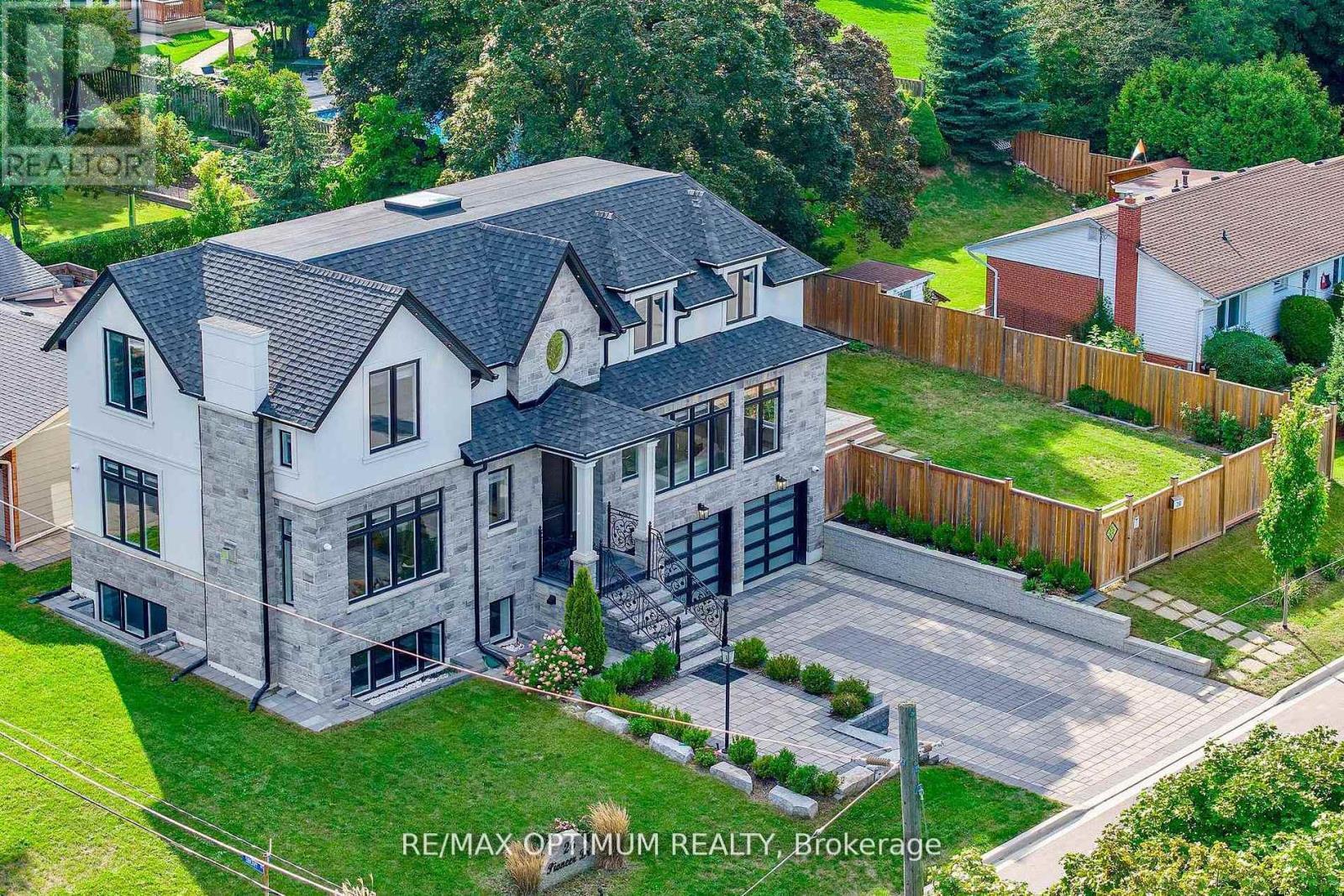 26 Pioneer Drive, Mississauga, ON