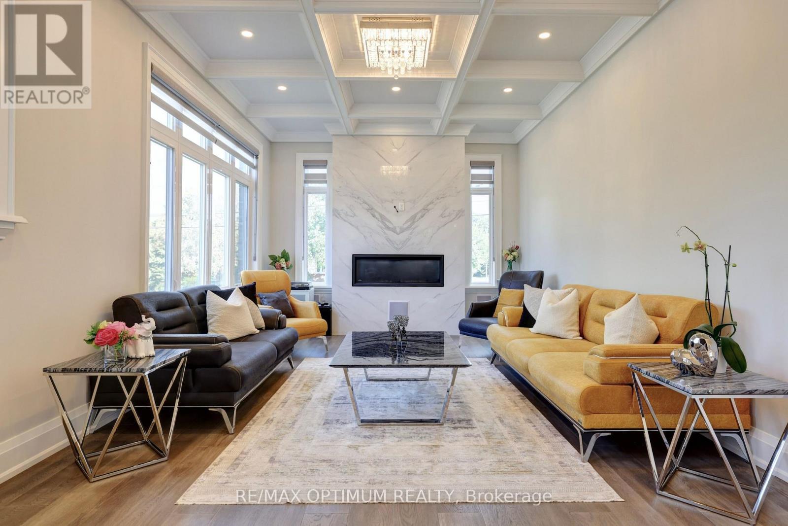 26 Pioneer Drive, Mississauga, ON