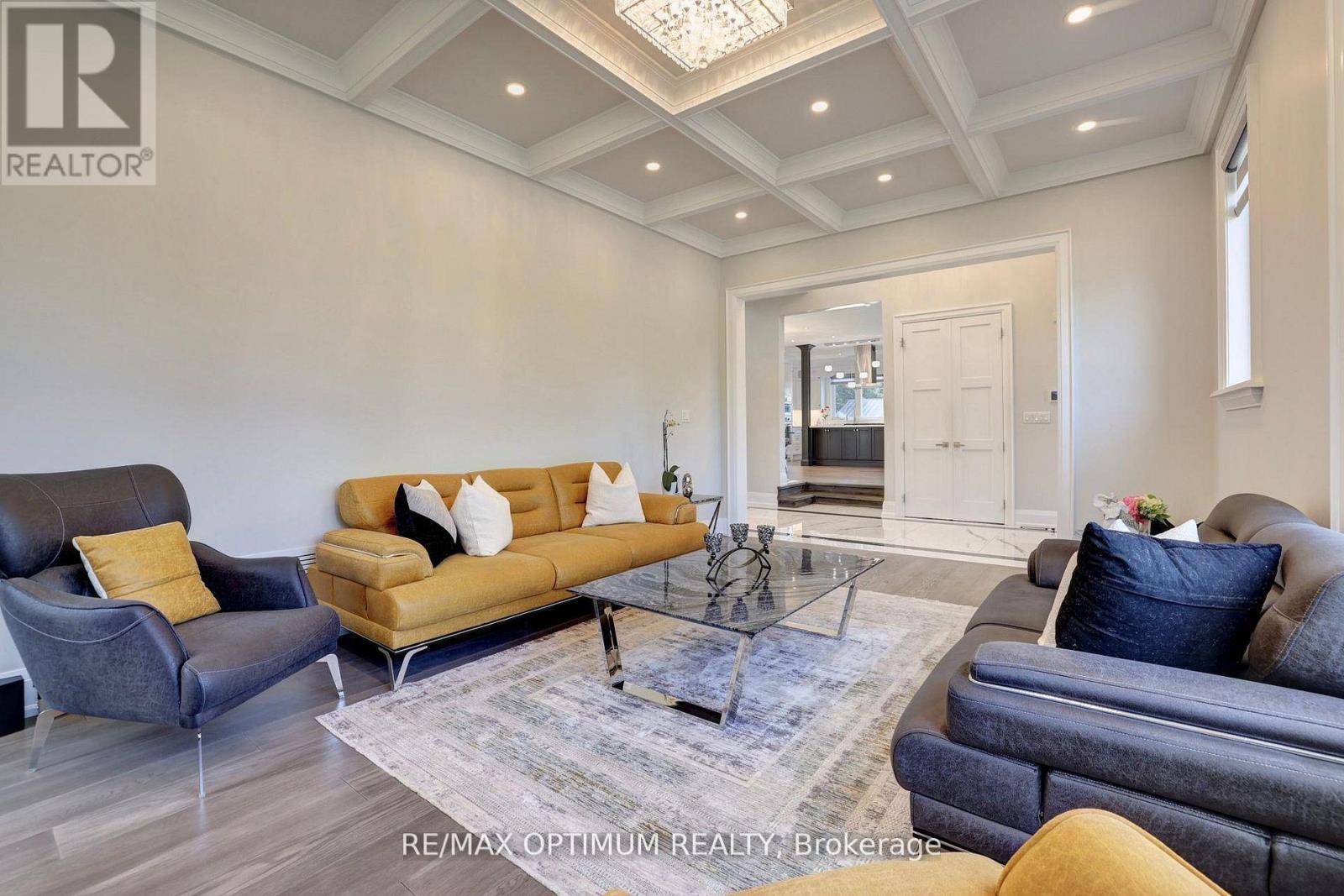 26 Pioneer Drive, Mississauga, ON