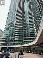 3702 - 33 BAY STREET Toronto, ON M5J 2Z3