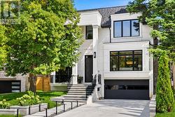 31 PALOMINO CRESCENT Toronto, ON M2K 1W2