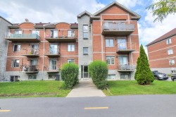 302-16689 Boul. de Pierrefonds Montréal (Pierrefonds-Roxboro), QC H9H 5L8