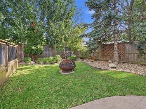 22 Kingsborough Dr, Winnipeg, MB 