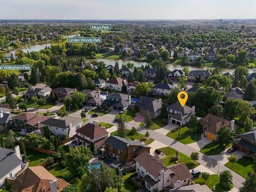 22 Kingsborough Dr, Winnipeg, MB 