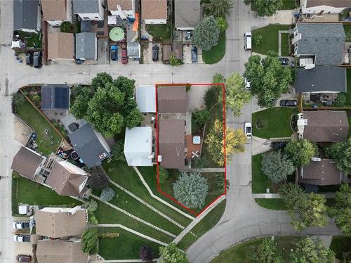 107 Alex Taylor Dr, Winnipeg, MB 
