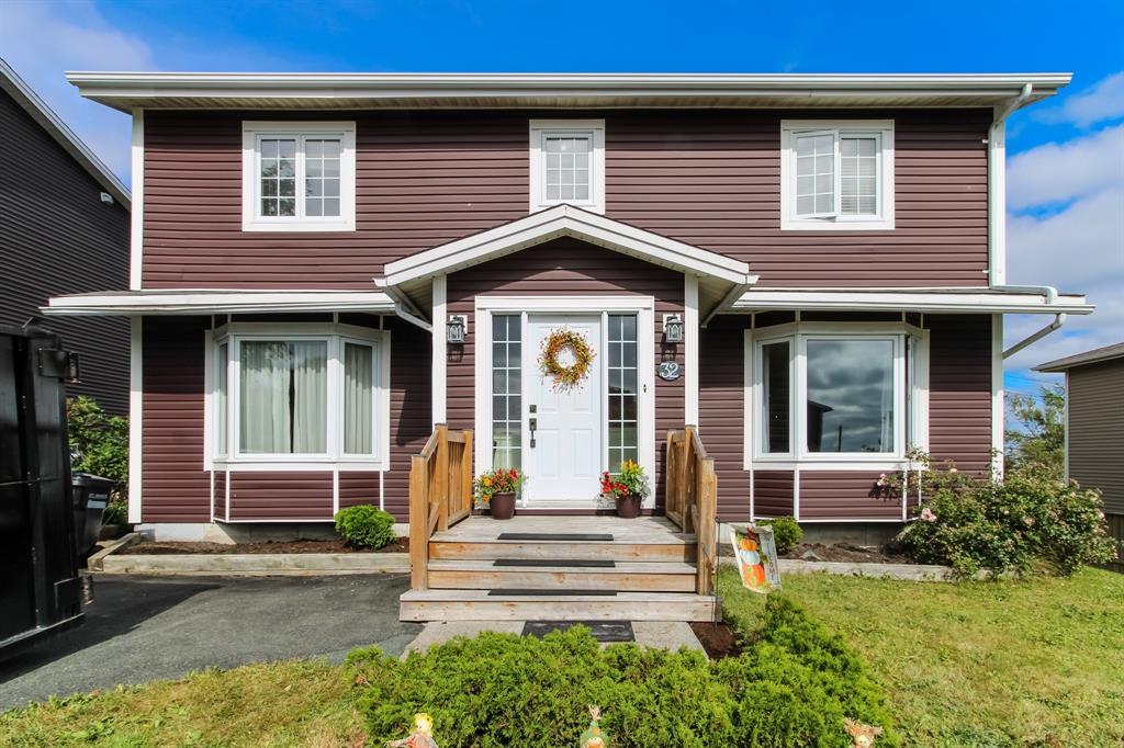 32 Halley Drive, St John'S, NL