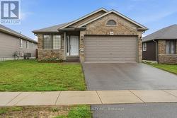 54 ASPEN DRIVE Quinte West (Murray Ward), ON K8V 0E2
