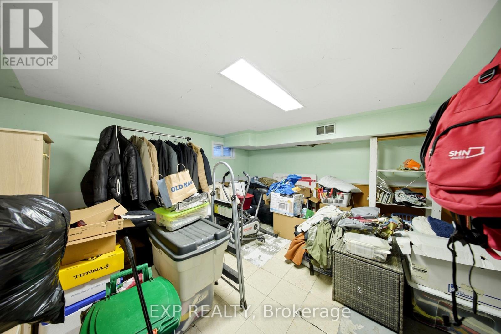 8 - 275 Manse Road, Toronto, ON