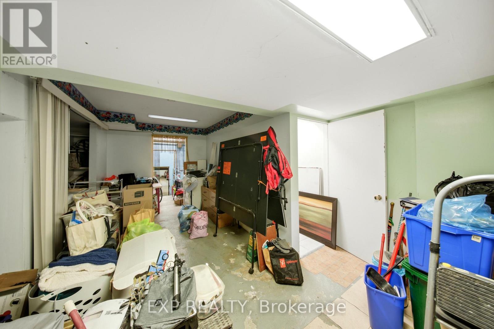 8 - 275 Manse Road, Toronto, ON
