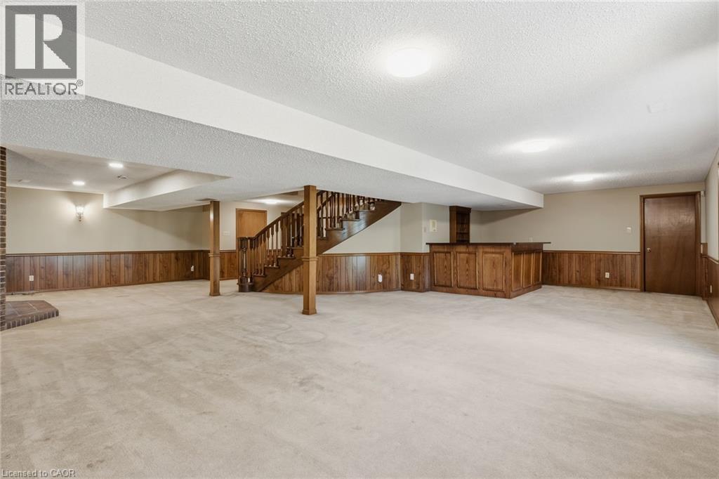 527 Anndale Court, Waterloo, ON