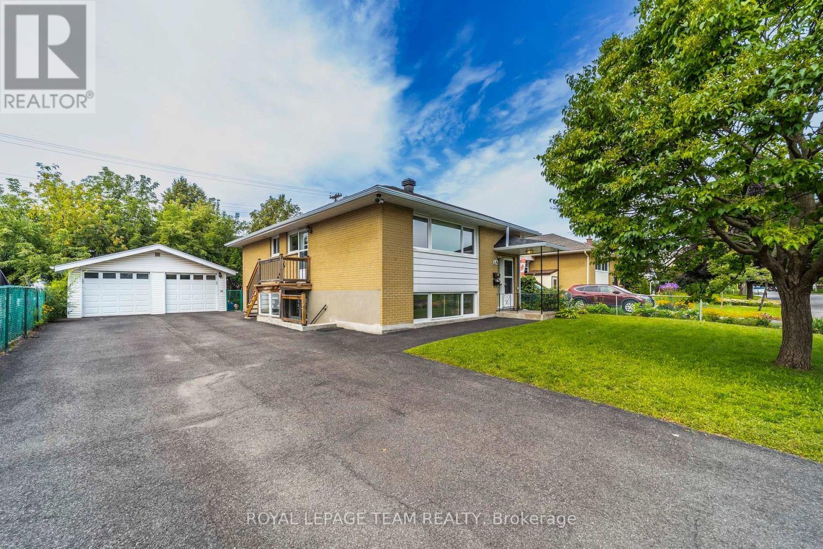 676 Borthwick Avenue, Ottawa, ON