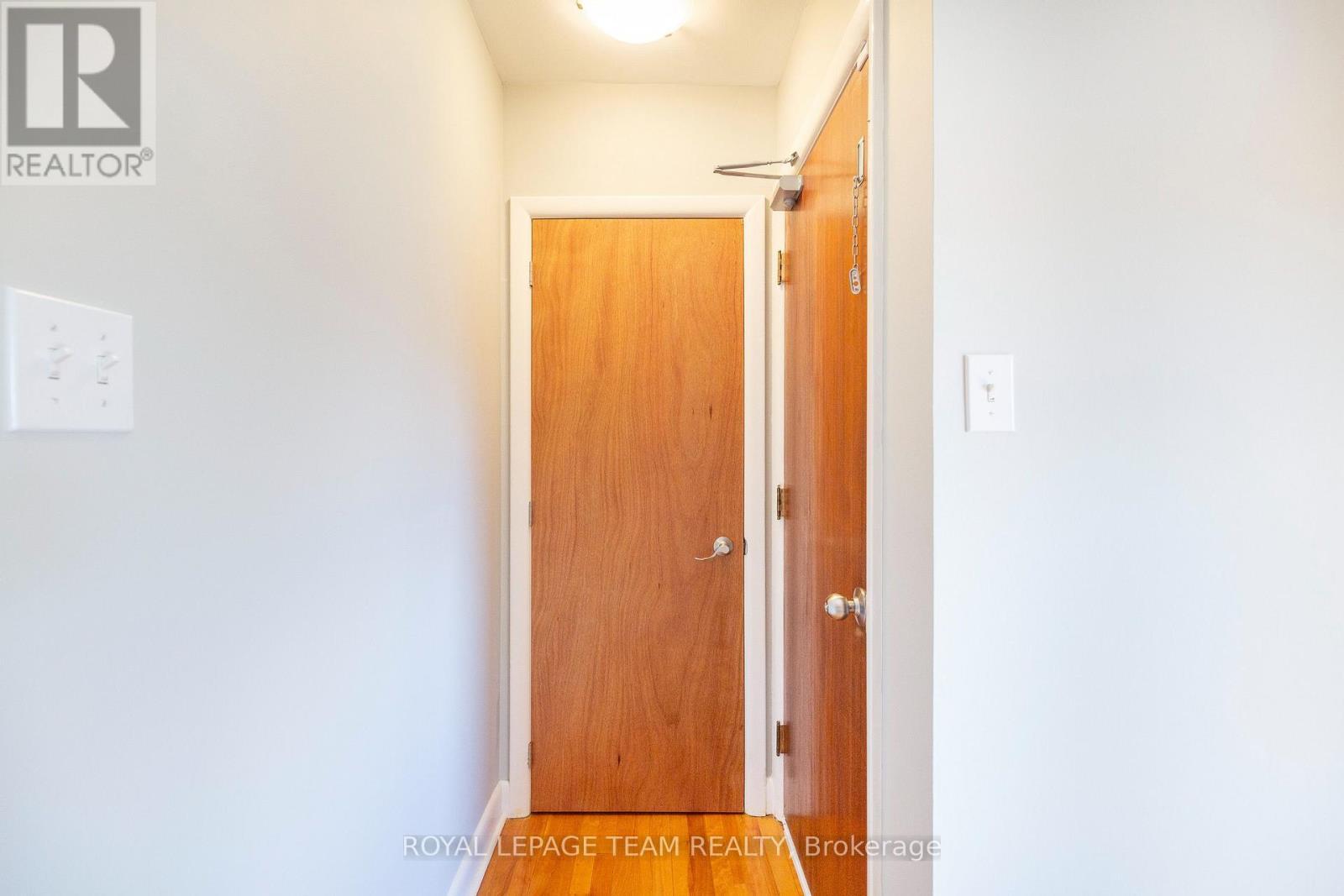 Unit 2 - entrance - 676 Borthwick Avenue, Ottawa, ON