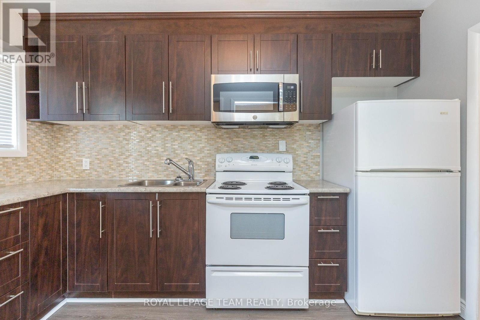 Unit 2 - Kitchen - 676 Borthwick Avenue, Ottawa, ON