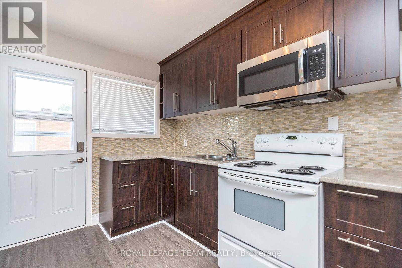 Unit 2 - Kitchen - 676 Borthwick Avenue, Ottawa, ON