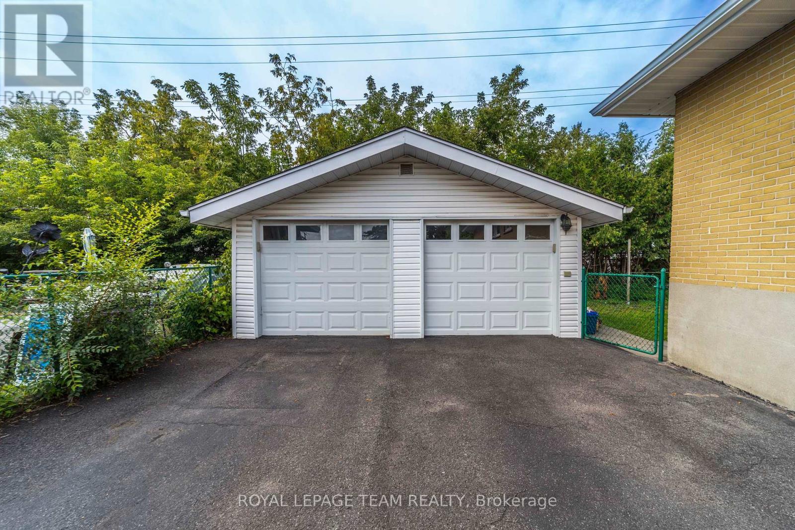 676 Borthwick Avenue, Ottawa, ON
