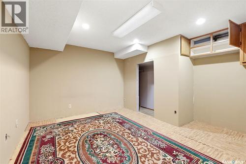 87 Vernon Crescent, Regina, SK 