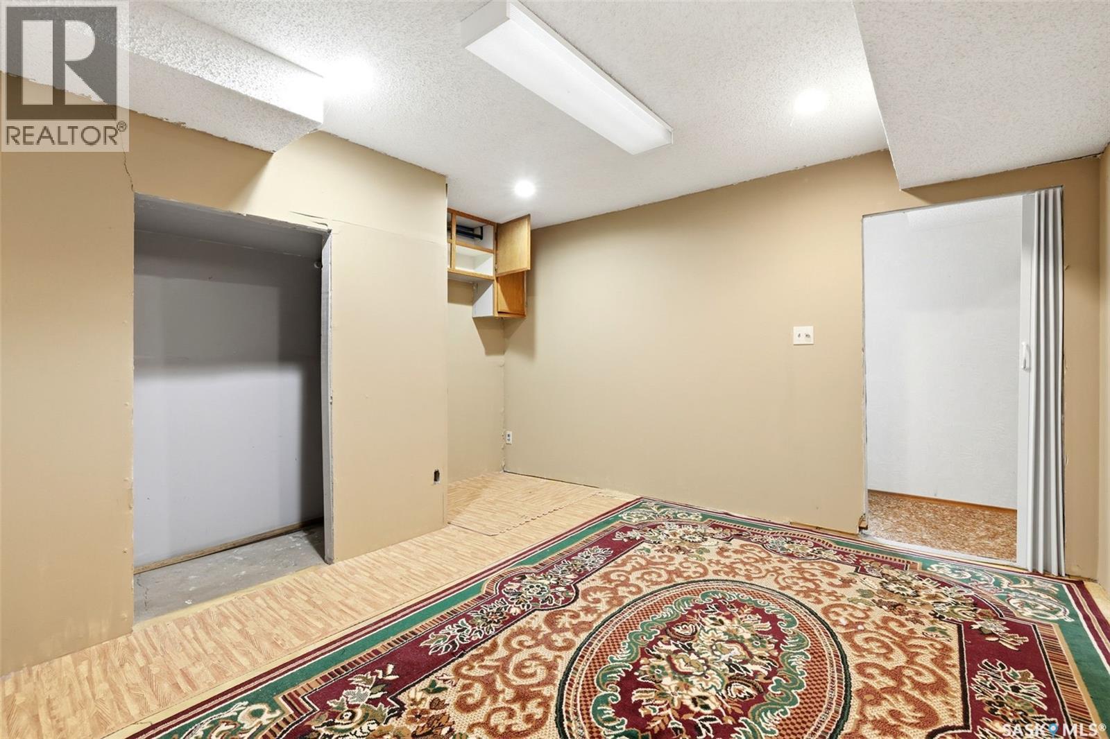 87 Vernon Crescent, Regina, SK