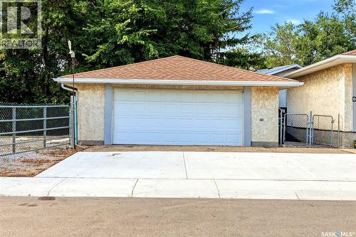 87 Vernon Crescent, Regina, SK 
