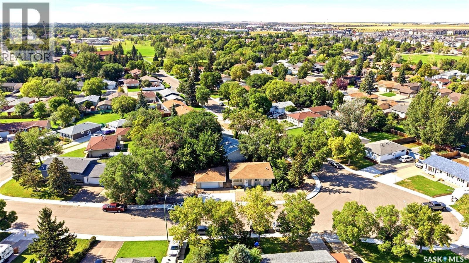 87 Vernon Crescent, Regina, SK
