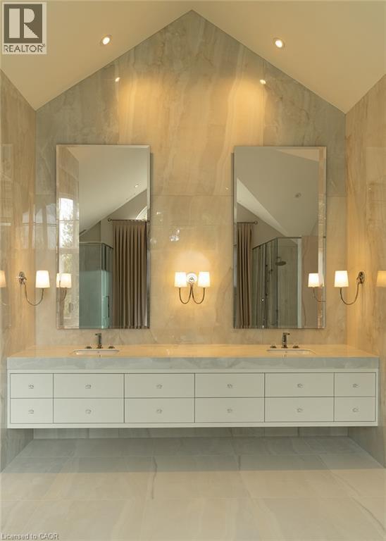 Primary Ensuite Bathroom - 3320 Guelph Line, Burlington, ON