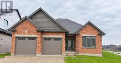 25 AVERY PLACE Perth East (Milverton), ON N0K 1M0
