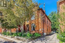 100 GRANT AVENUE  Hamilton, ON L8N 2X7