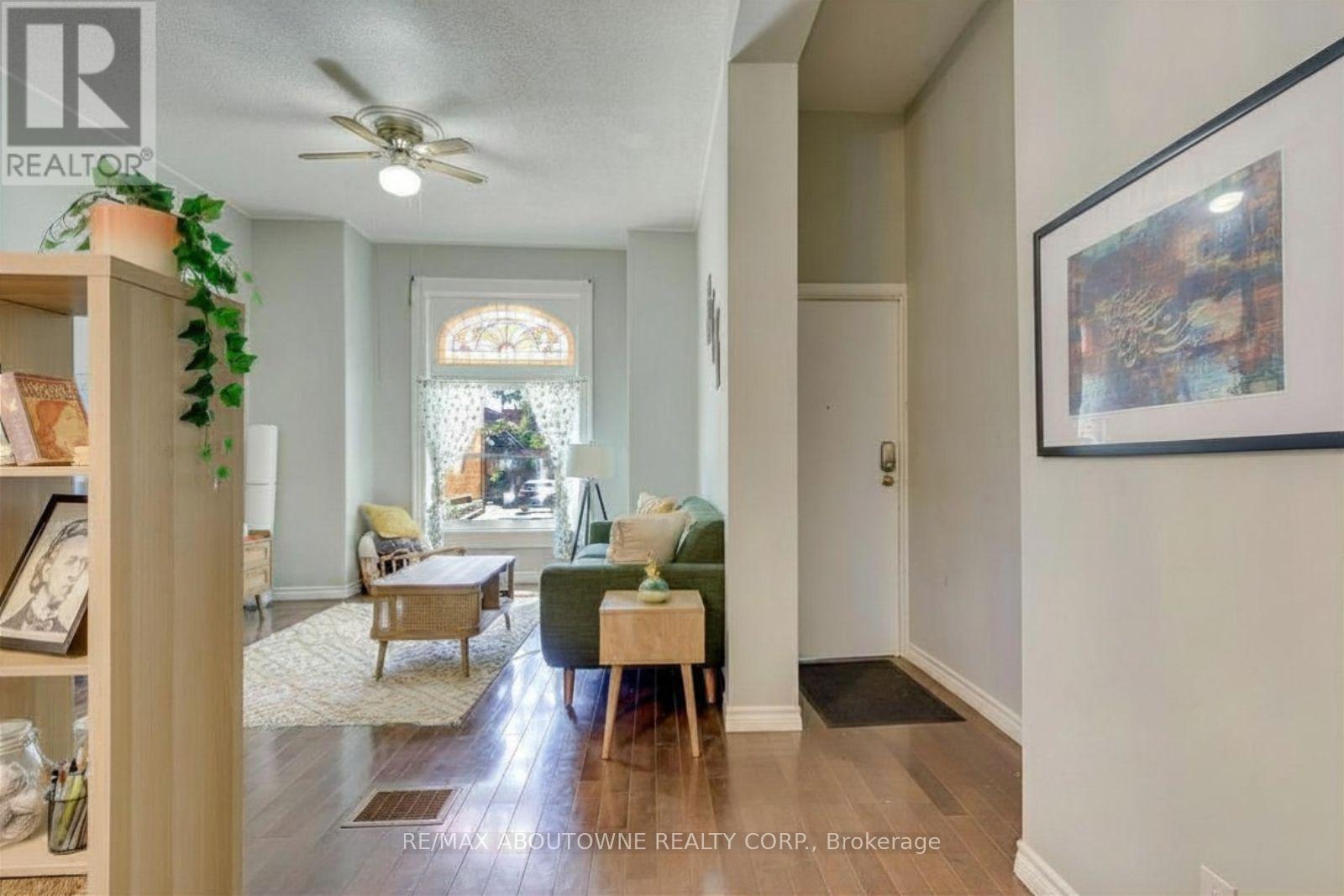 Unit 1 - Entrance - 100 Grant Avenue, Hamilton, ON
