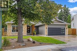 203 Charlebois CRESCENT  Saskatoon, SK S7K 5J4