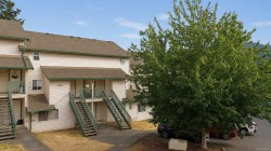 #203-1908 Bowen Rd Nanaimo, BC V9S 5S6