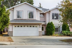 4005 Gordon Head Rd Saanich, BC V8N 3X4