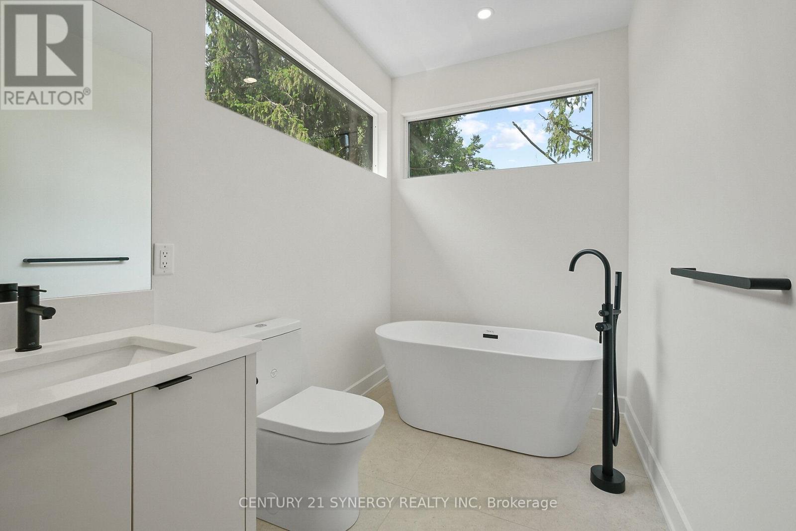 Wrap around privacy windows - 83 Boyce Avenue, Ottawa, ON