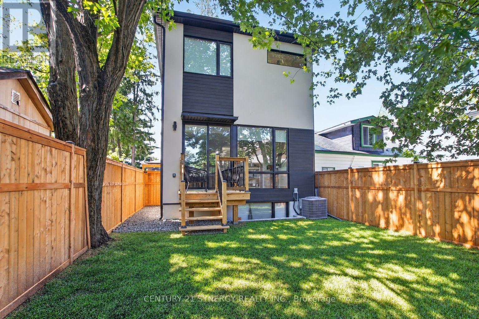 83 Boyce Avenue, Ottawa, ON
