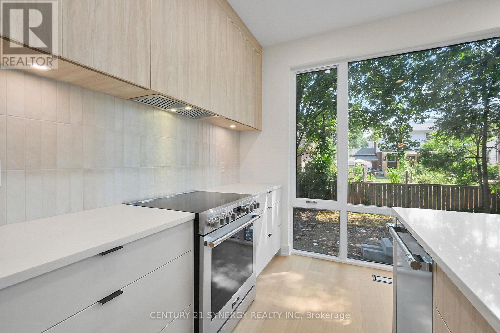 Undercabinet lighting - 83 Boyce Avenue, Ottawa, ON