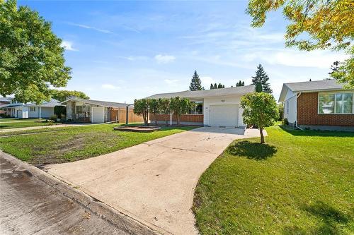 147 Southmoor Road, Winnipeg, MB 