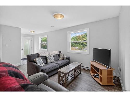 1528 Lincoln Rd, Fredericton, NB 