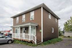 3582  - 3586 Boul. du Saguenay Saguenay (Jonquière), QC G7X 1H1