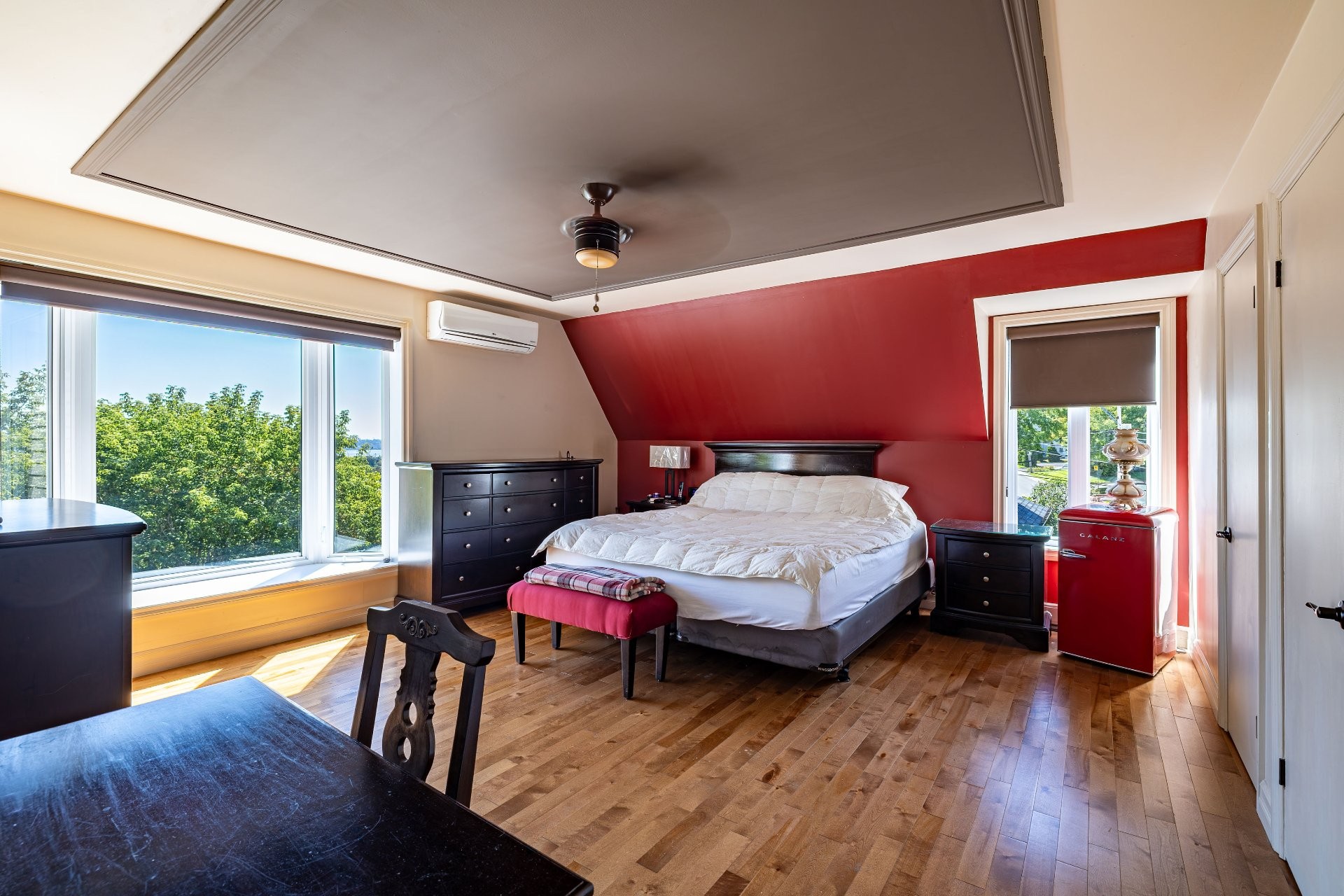 Master Bedroom - 1100 Av. Royale, Québec (Beauport), QC