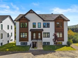 1005  - 1009 Rue Principale Saint-Côme, QC J0K 2B0