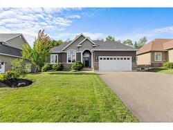 34 Valmont CRES Dieppe, NB E1A 1A2