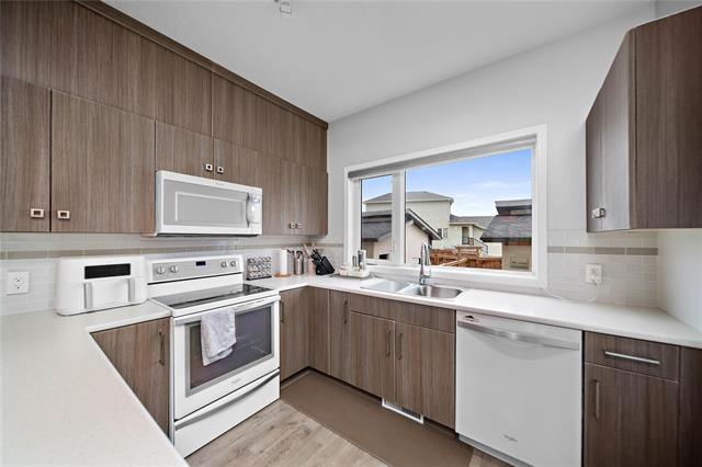1925 Jefferson Ave, Winnipeg, MB