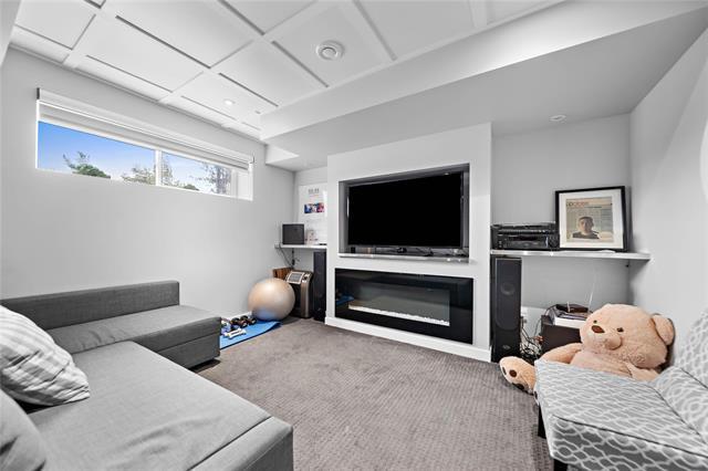 1925 Jefferson Ave, Winnipeg, MB