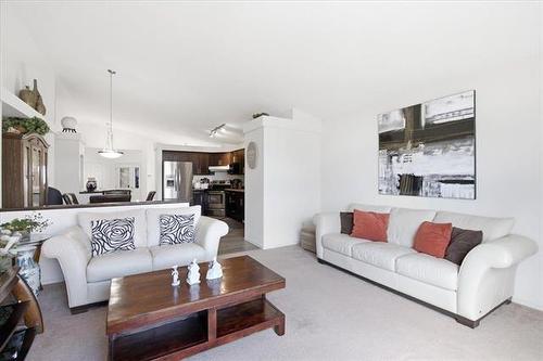 3 Desrosiers Dr, Winnipeg, MB 