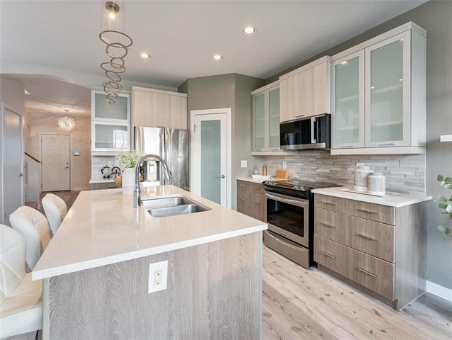 323 Stan Bailie Dr, Winnipeg, MB